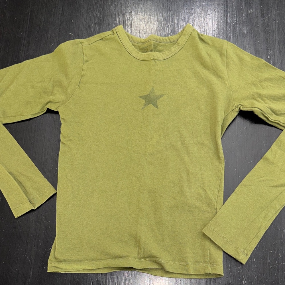urban outfitters long sleeve t shirt star print army green size small